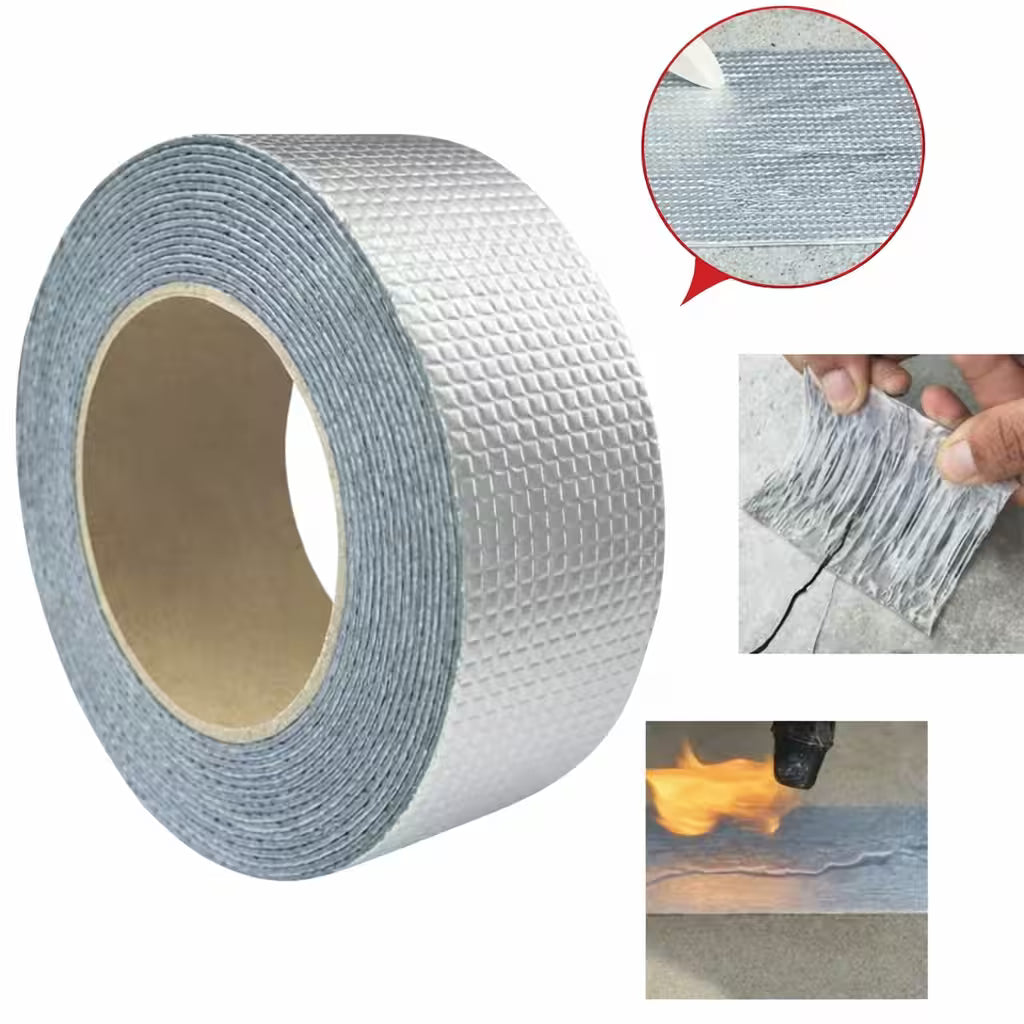 Bandă din aluminiu autoadezivă impermeabilă pentru repararea scurgerilor, fisurilor și crăpăturilor la acoperiș, țevi și suprafețe exterioare.