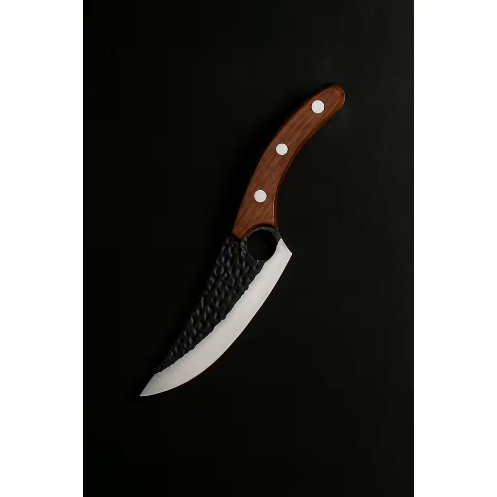 Cuțit japonez profesional cu lamă din oțel ultra-ascuțit, conceput pentru tăieri precise, fine și curate, ideal pentru utilizare de precizie